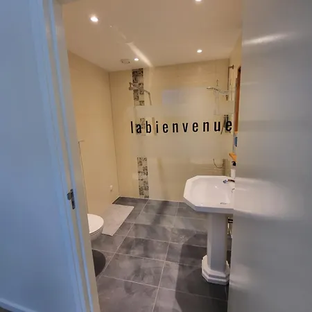 Heerlijk 'la Bienvenue' In Venlo, Limburg